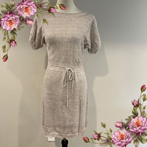 Mudd Knit short sleeve sweater Dress size medium - Picture 1 of 13